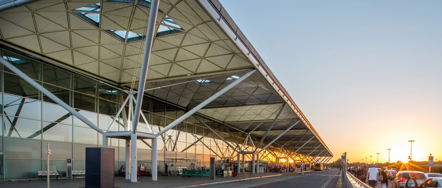 stansted-terminal-874x373